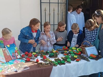 Četvrtaši zaradili za svoj „ mali maturalac“